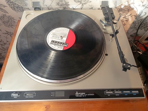 Mitsubishi 51 stereo - mitsubishi,